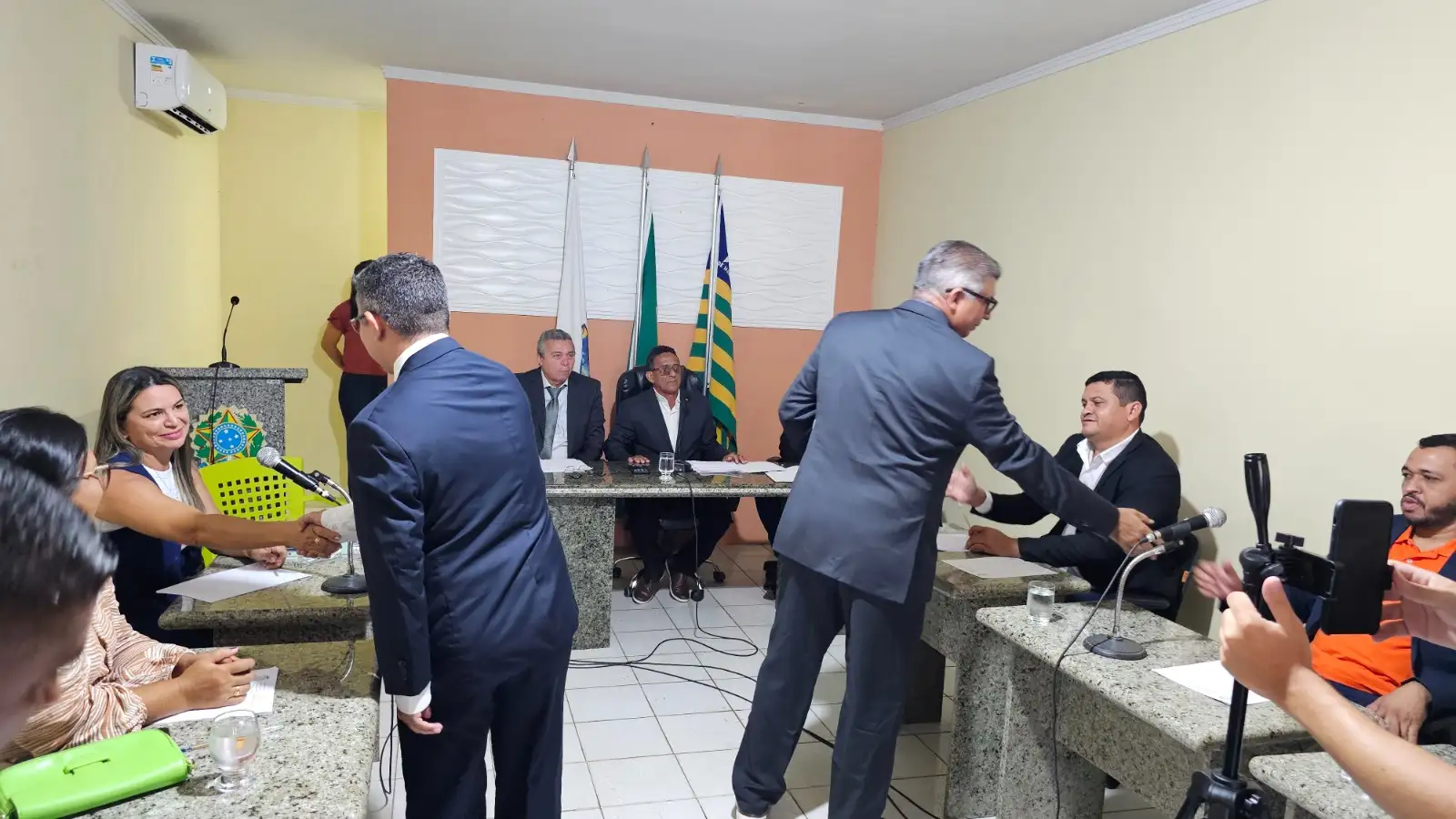 Foto 1 – PRIMEIRA SESSÃO ORDINÁRIA DE 2025 DA CÂMARA MUNICIPAL DE NOSSA SENHORA DE NAZARÉ