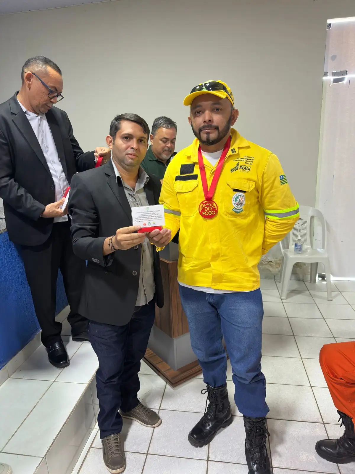 Foto 5 – Sessão Solene 02/25 em homenagem aos combatentes do fogo!